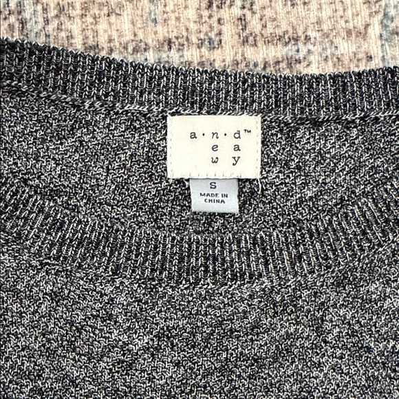 Gray Ruffle Knit Sweater - Picture 2 of 4